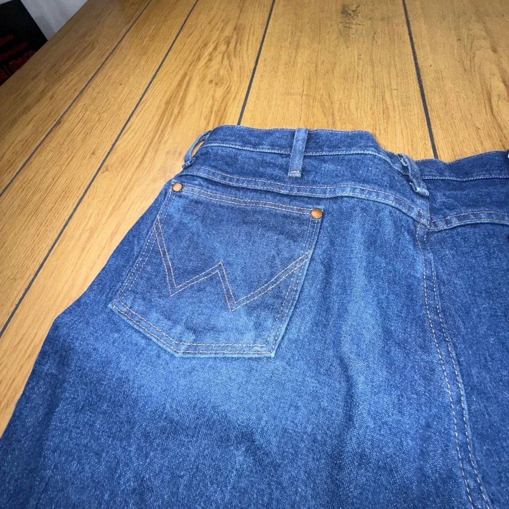 Wrangler 936PWD Cowboy Cut Slim Fit Jeans Mens 38x29 Blue Indigo Denim Straight